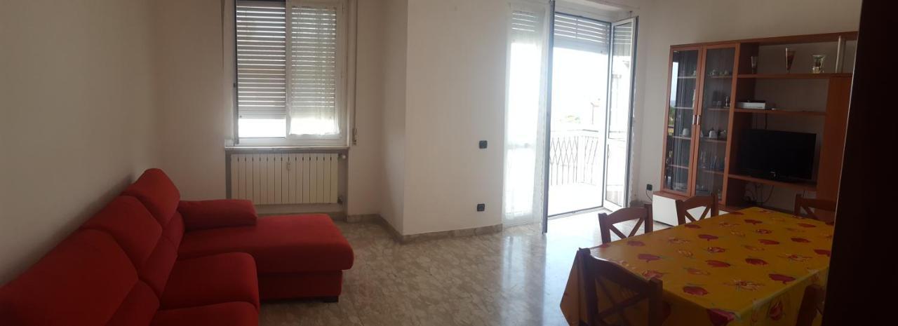 Albenga Sul Mare Famiglie Ed Amici Fino 10 Posti Apartamento Exterior foto
