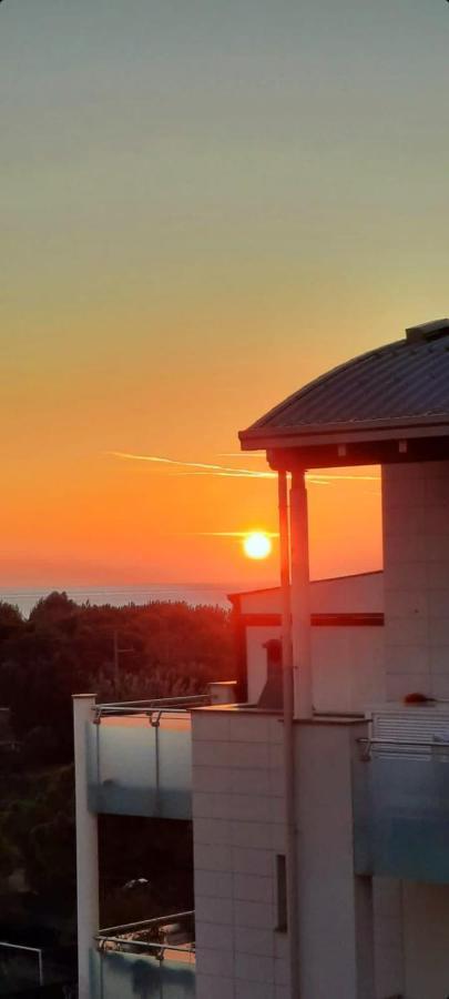 Albenga Sul Mare Famiglie Ed Amici Fino 10 Posti Apartamento Exterior foto